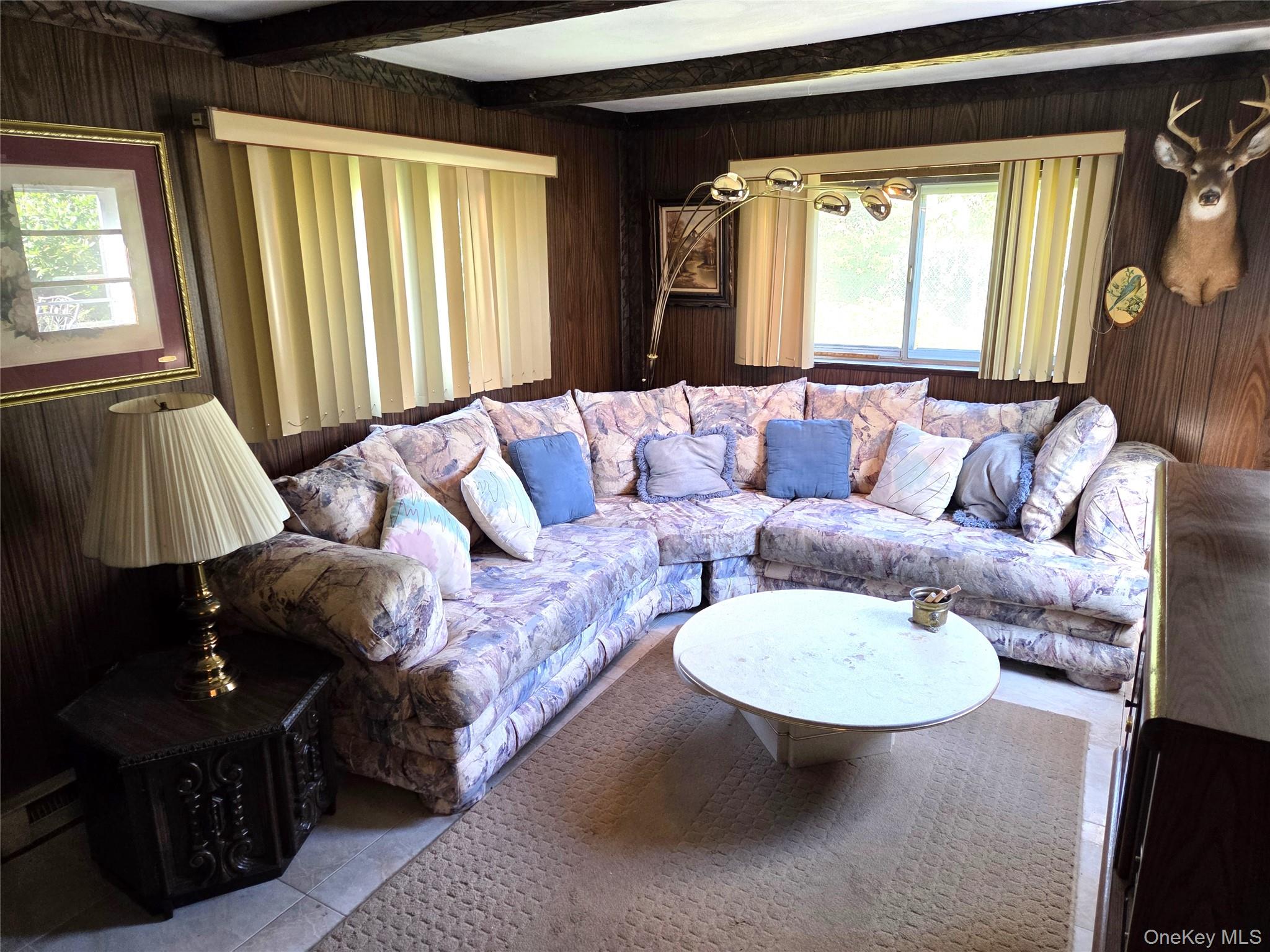 29 Oregon Street, Deer Park, NY 11729