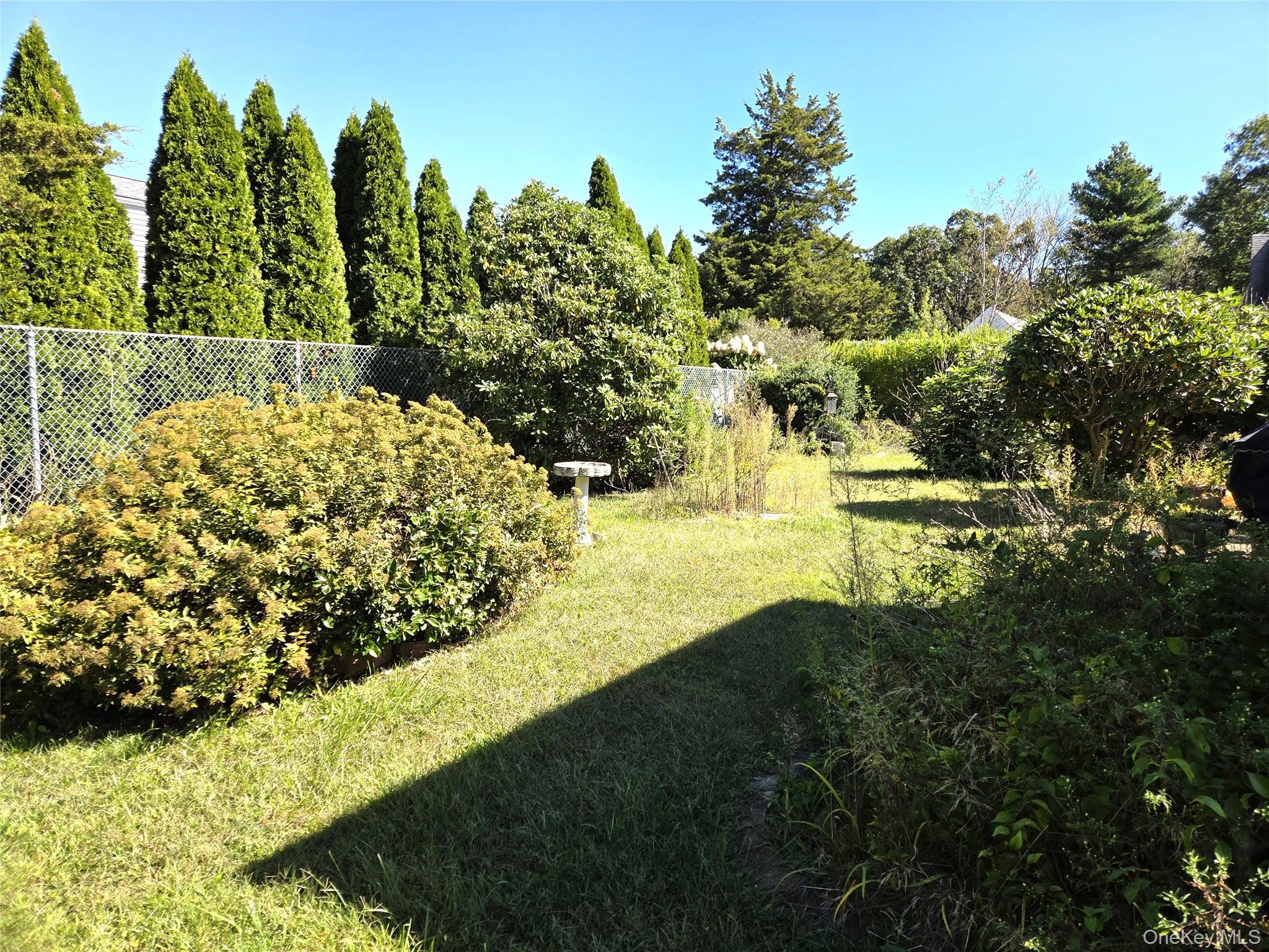 29 Oregon Street, Deer Park, NY 11729