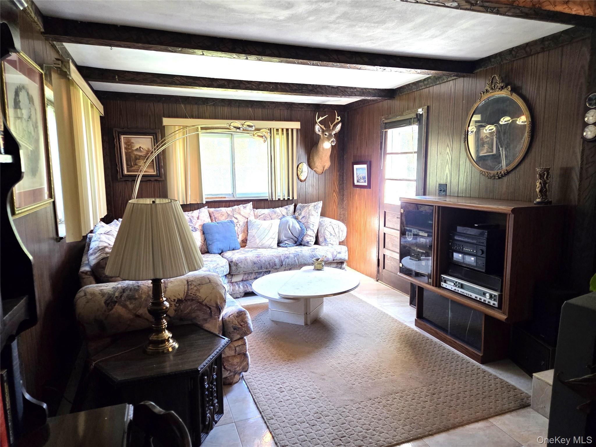 29 Oregon Street, Deer Park, NY 11729