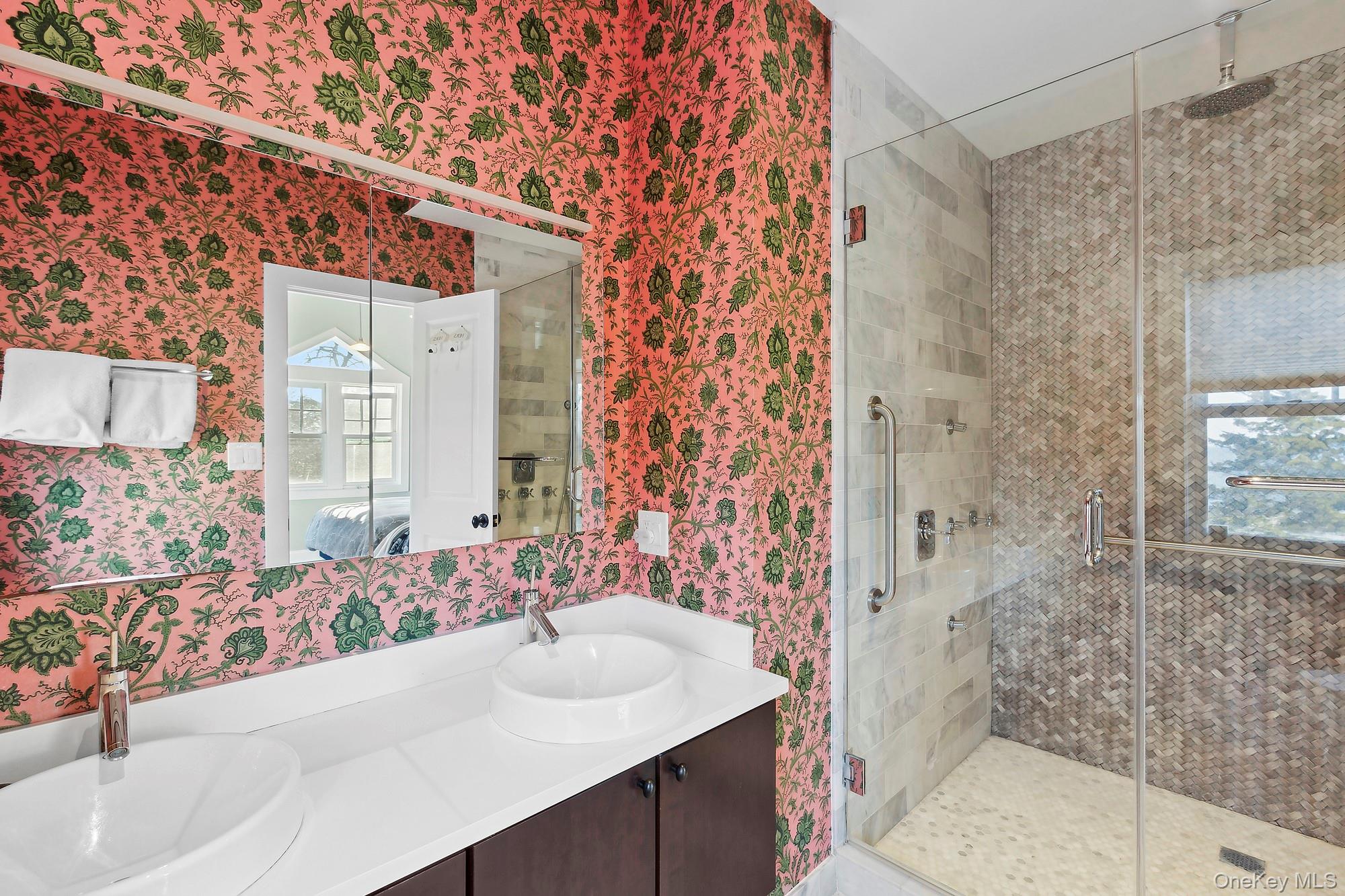 160 Sound Drive, Greenport, NY 11944