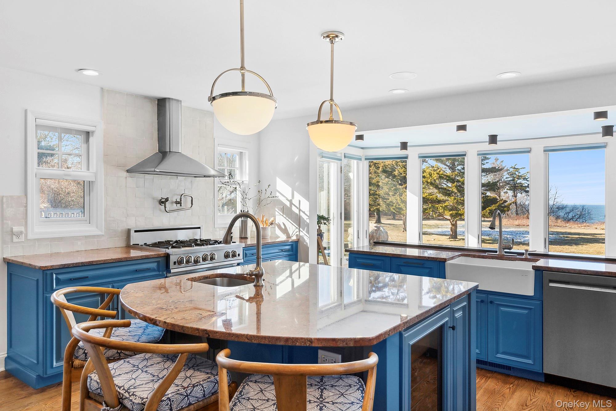 160 Sound Drive, Greenport, NY 11944