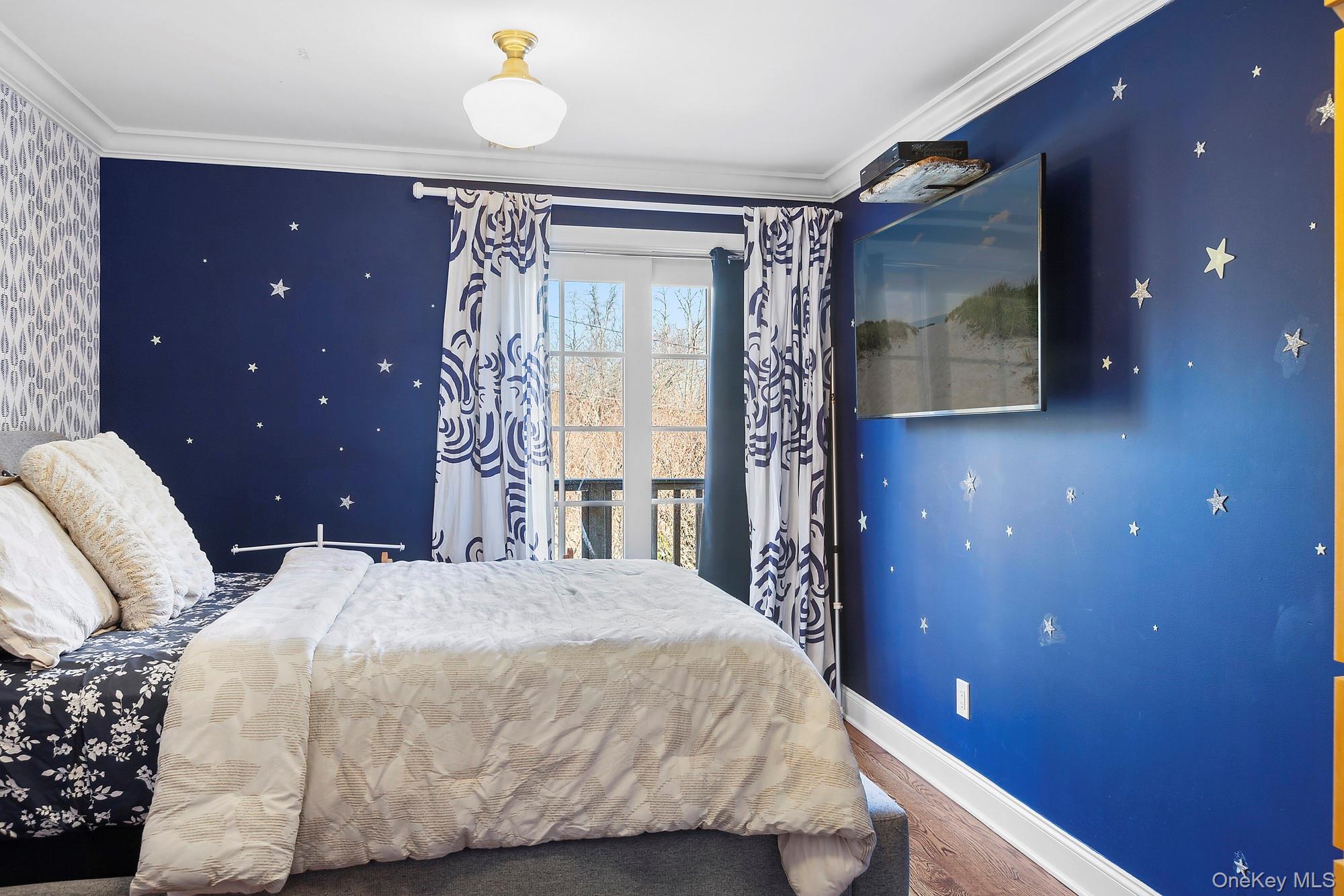 160 Sound Drive, Greenport, NY 11944