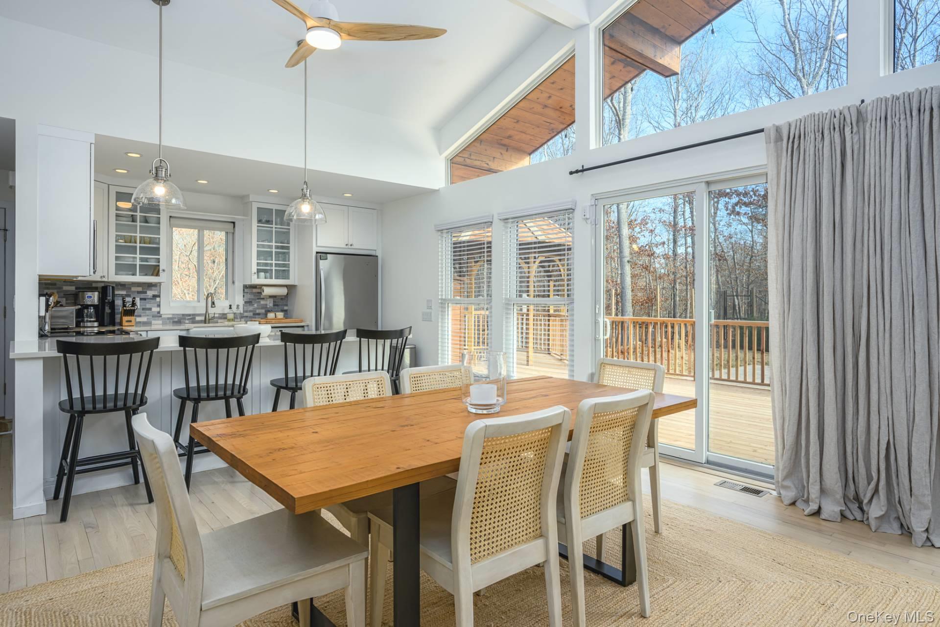 41 Old Squires Road, Hampton Bays, NY 11946