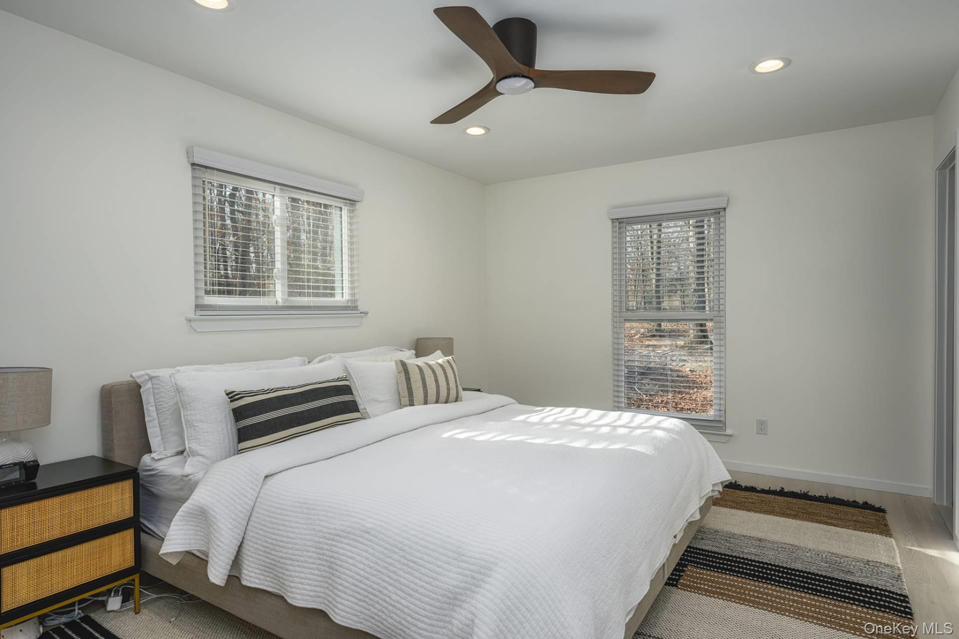 41 Old Squires Road, Hampton Bays, NY 11946