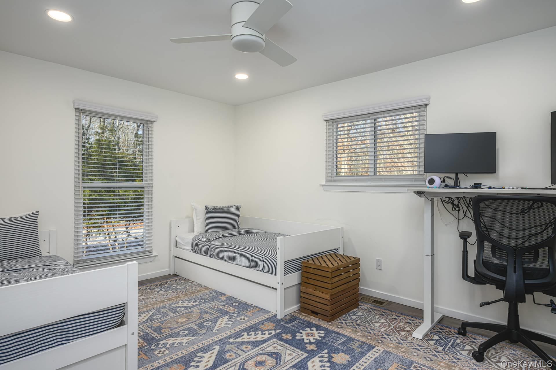 41 Old Squires Road, Hampton Bays, NY 11946