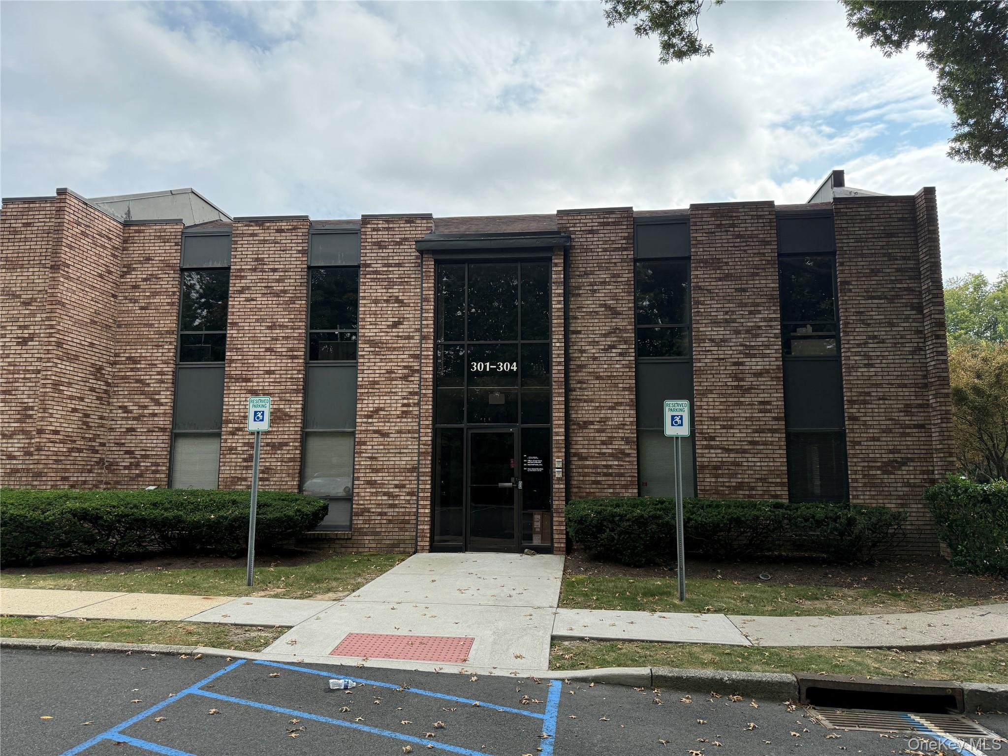 55 Old Nyack Turnpike, Nanuet, NY 10954