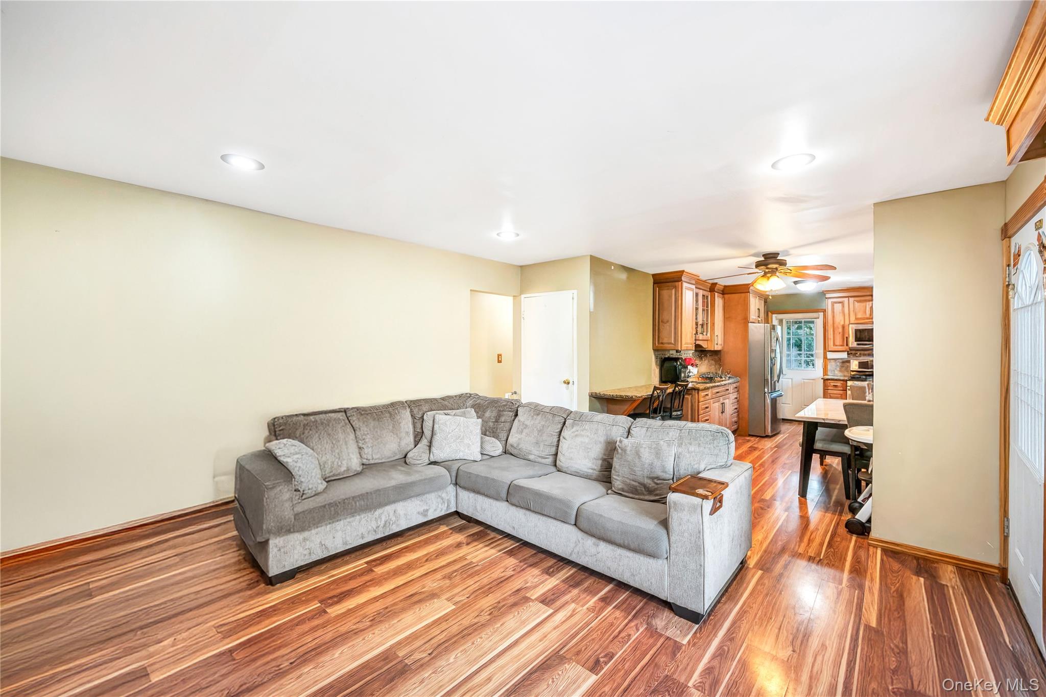 1614 Brightshore Boulevard, Bay Shore, NY 11706