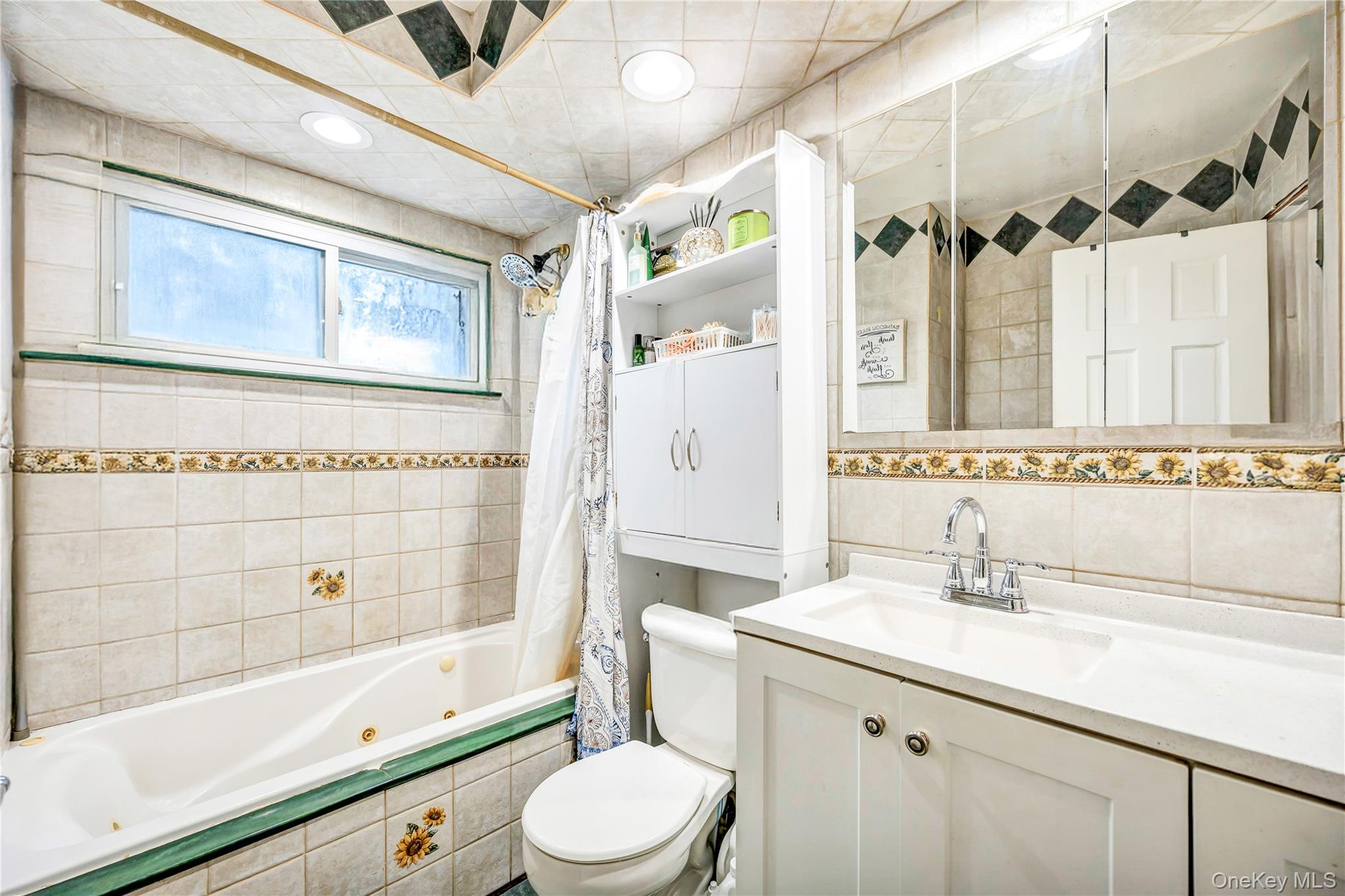 1614 Brightshore Boulevard, Bay Shore, NY 11706