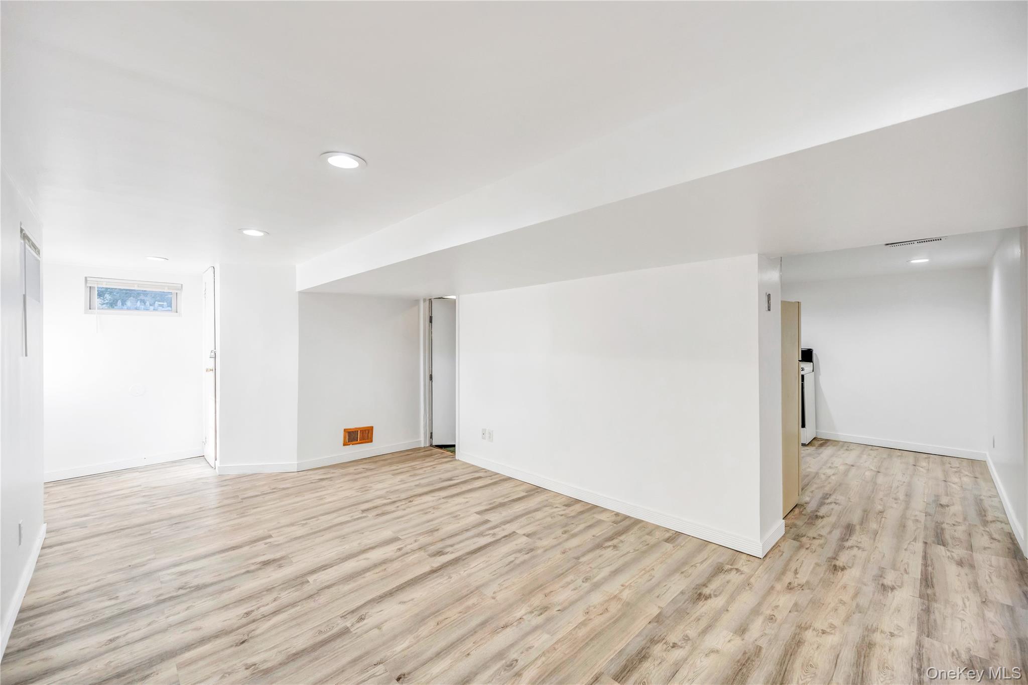 1614 Brightshore Boulevard, Bay Shore, NY 11706