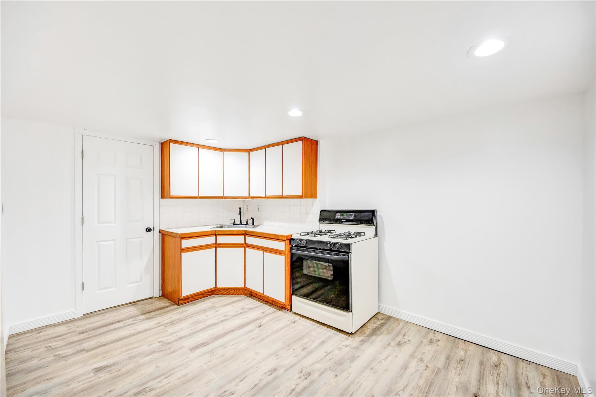 1614 Brightshore Boulevard, Bay Shore, NY 11706