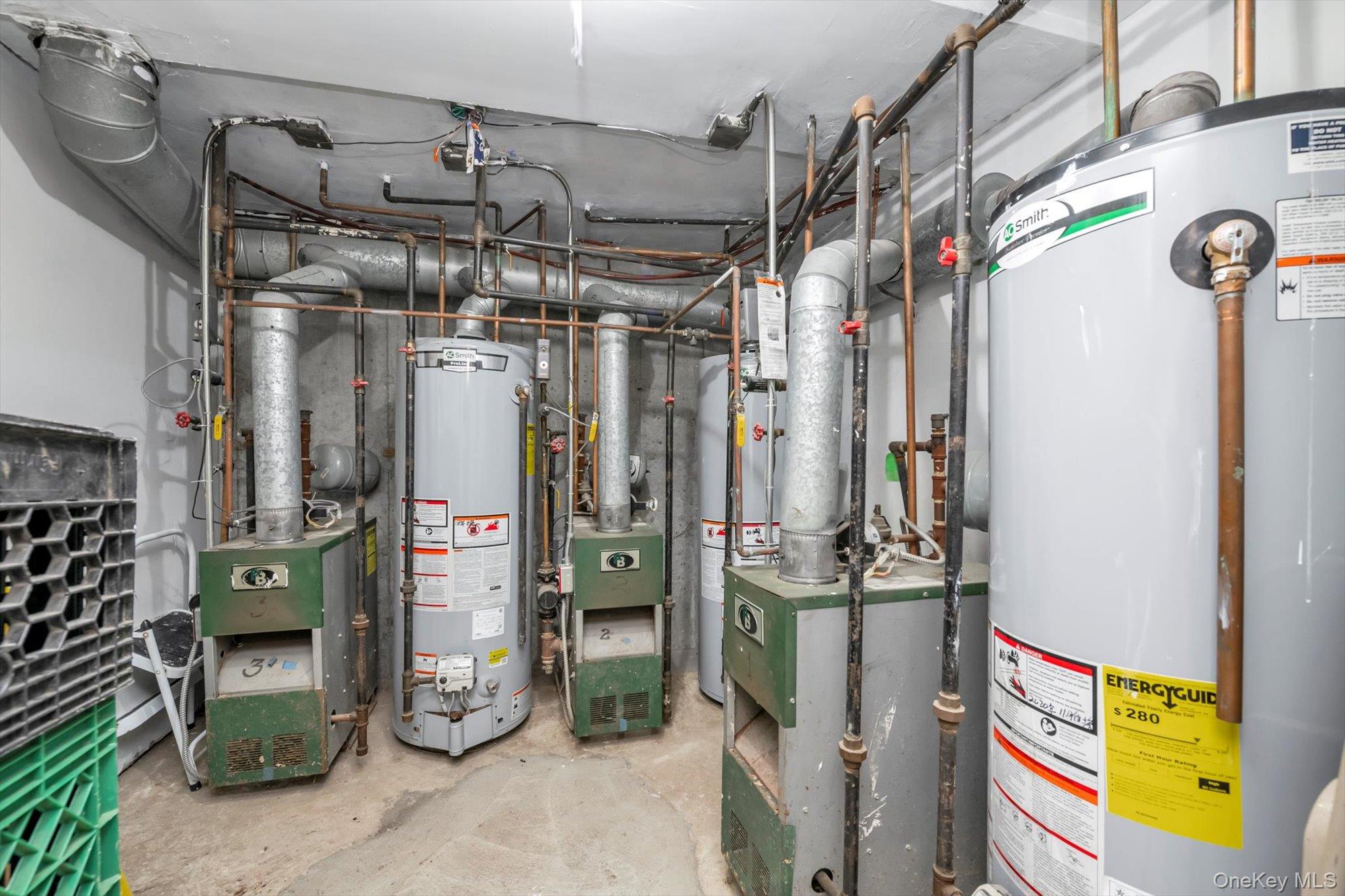 400 Crescent Street, Brooklyn, NY 11208