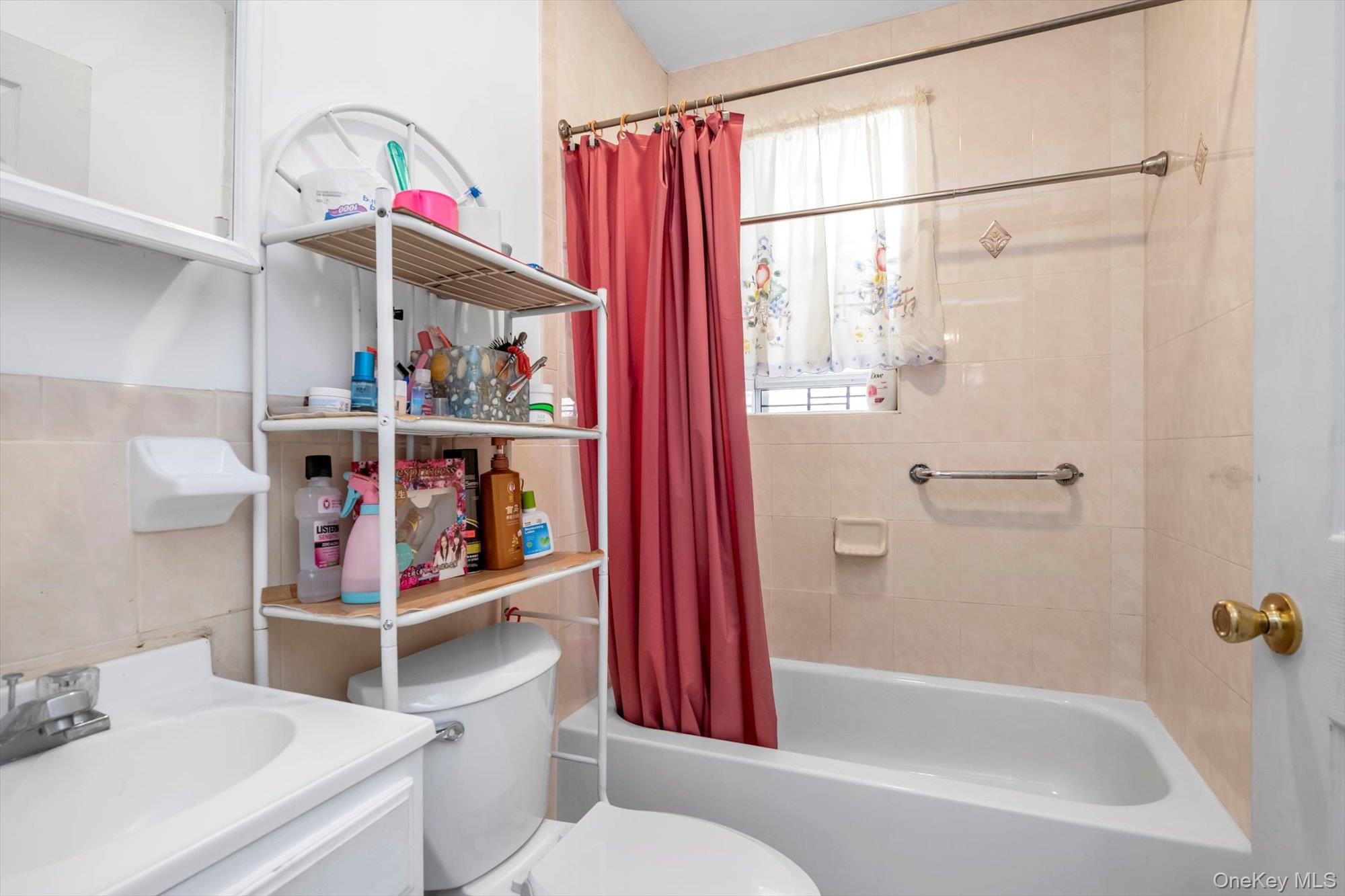 400 Crescent Street, Brooklyn, NY 11208