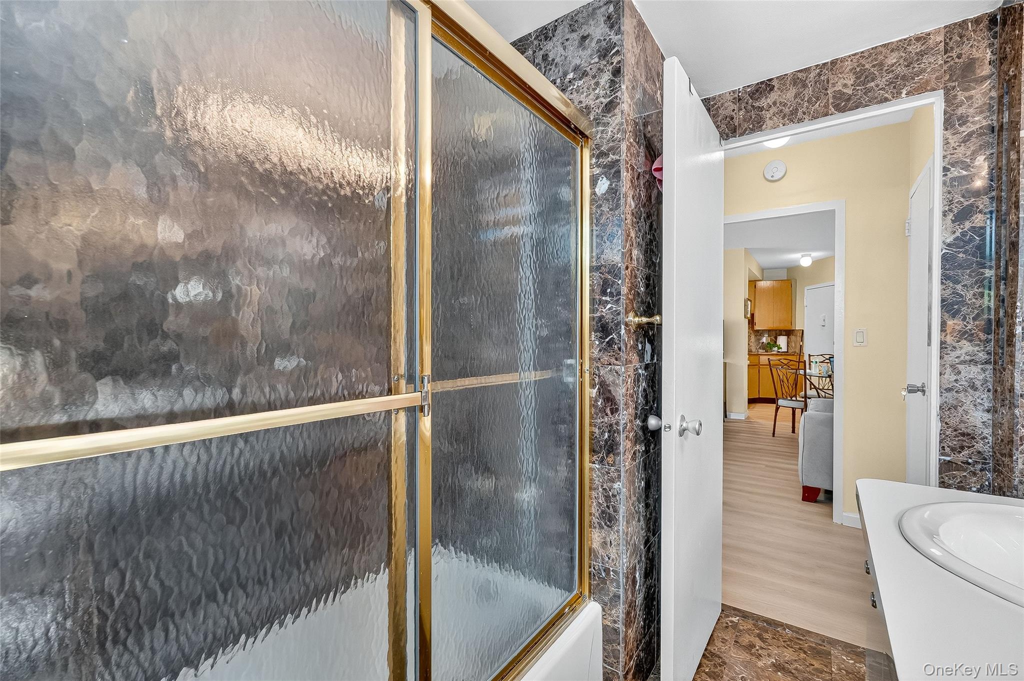 180 Pearsall Drive # 1D, Mount Vernon, NY 10552