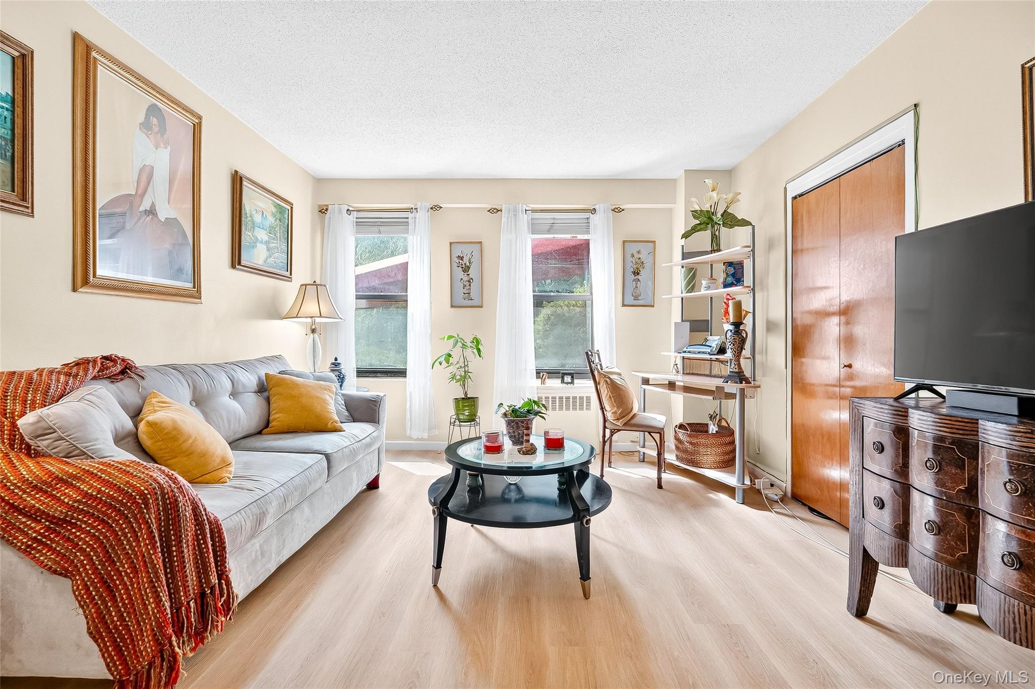 180 Pearsall Drive # 1D, Mount Vernon, NY 10552