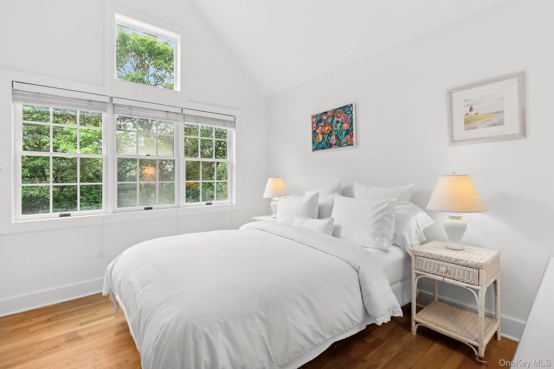 574 Route 114, Wainscott, NY 11975