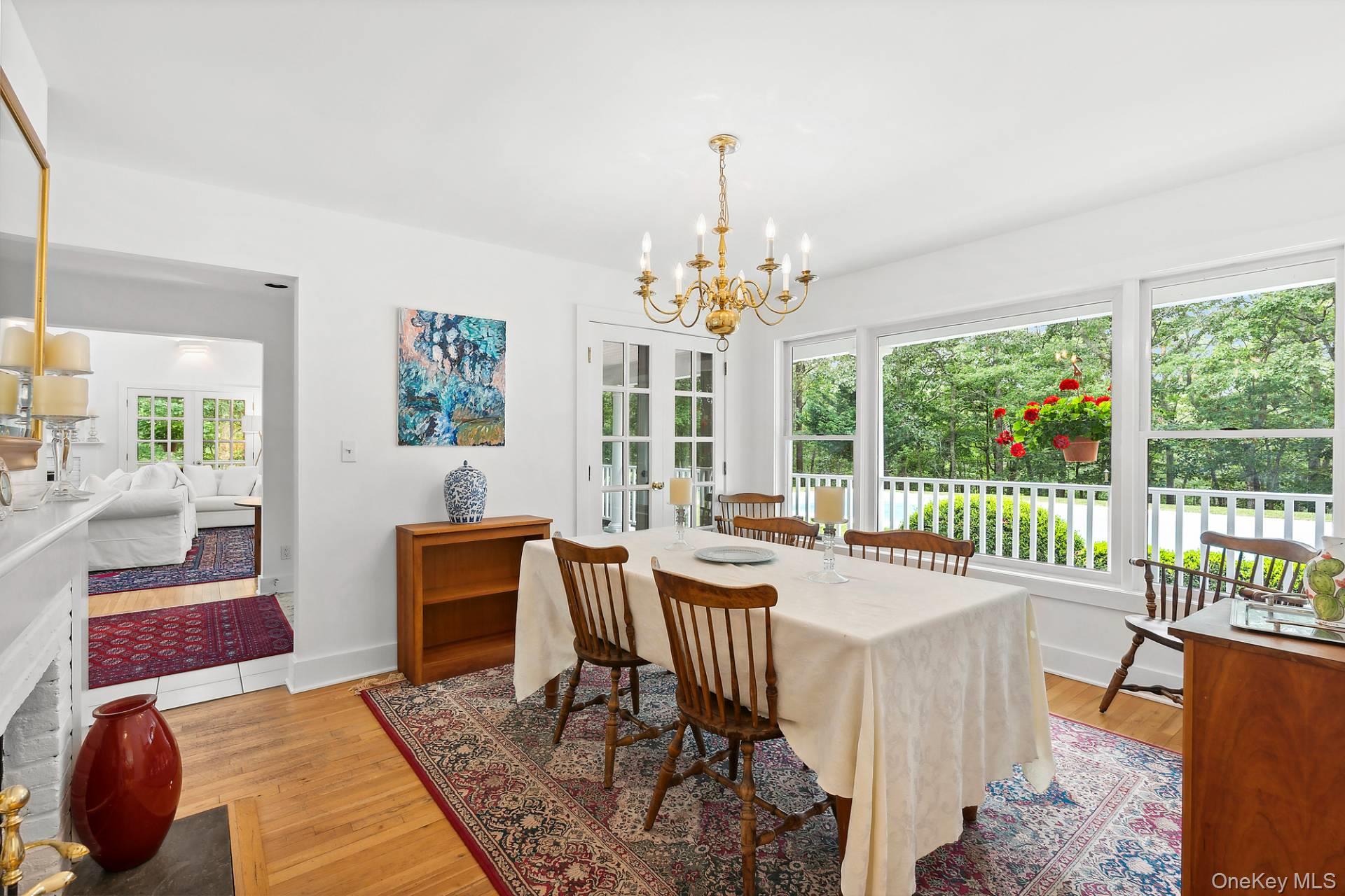 574 Route 114, Wainscott, NY 11975