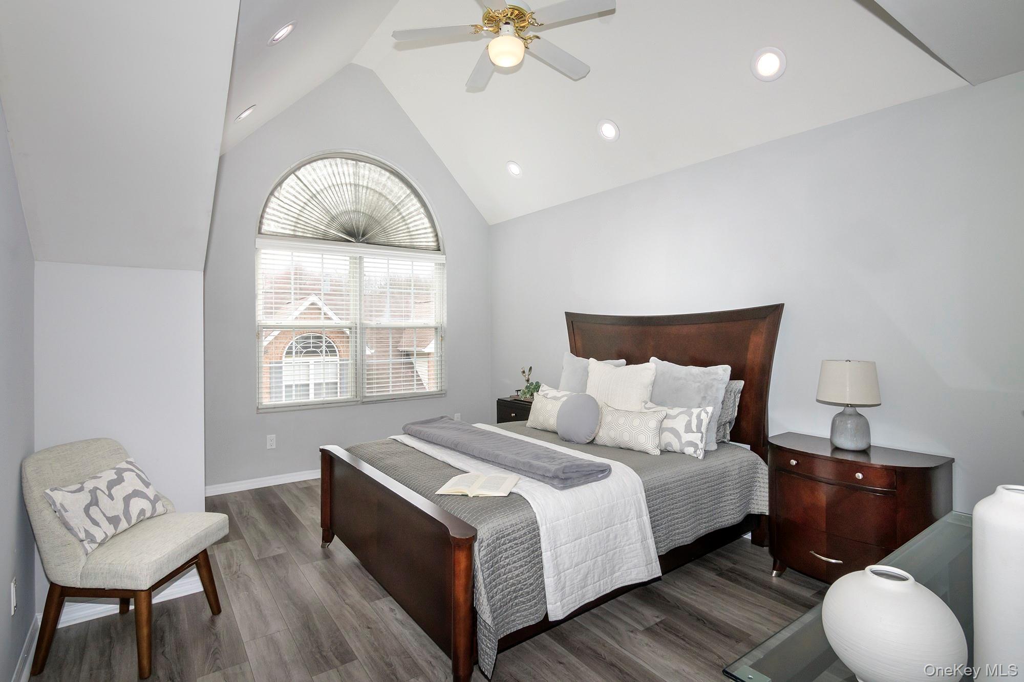 34 Pinnacle Drive # 34, Port Jefferson, NY 11777