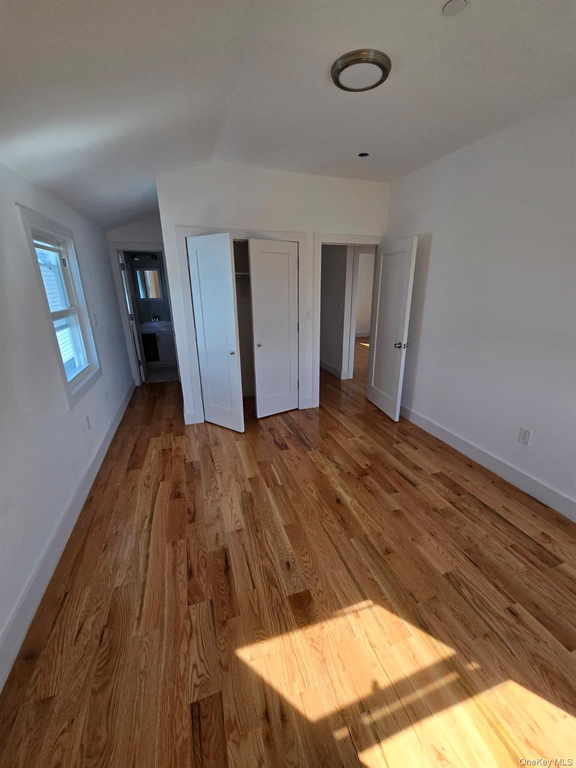 453 Beach 45 st, Far Rockaway, NY 11691