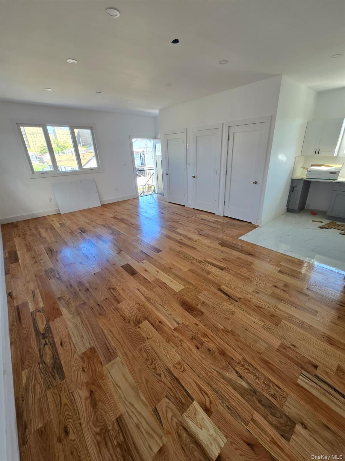 453 Beach 45 st, Far Rockaway, NY 11691