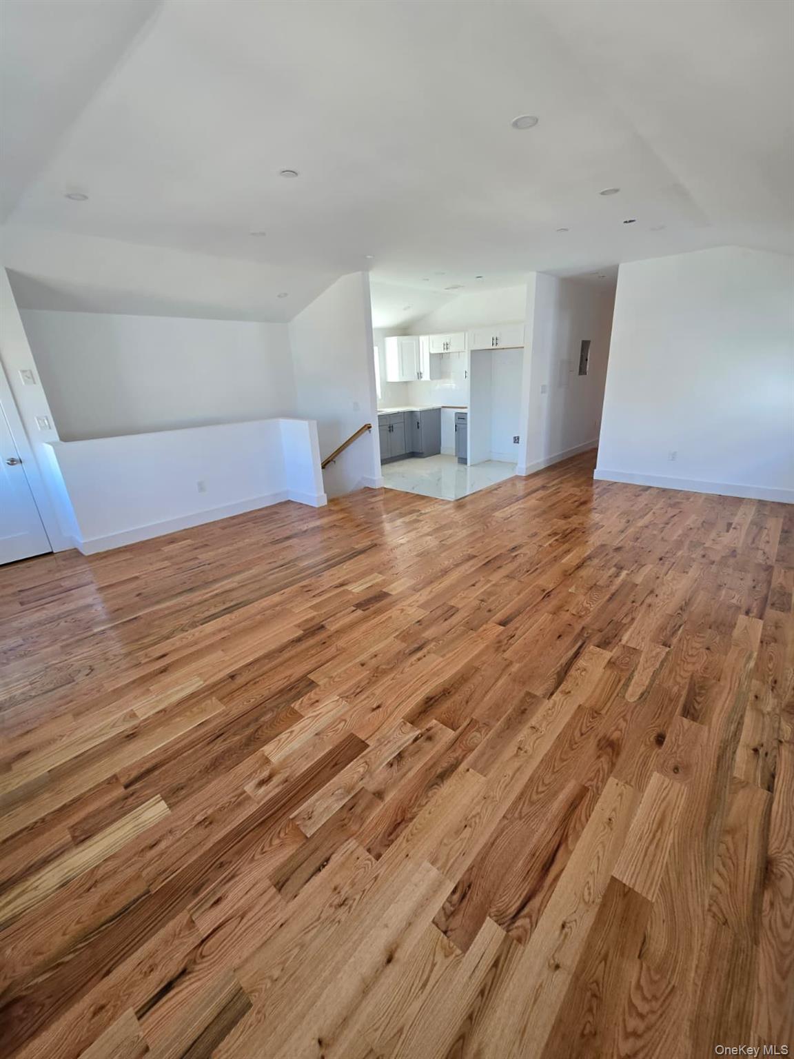 453 Beach 45 st, Far Rockaway, NY 11691