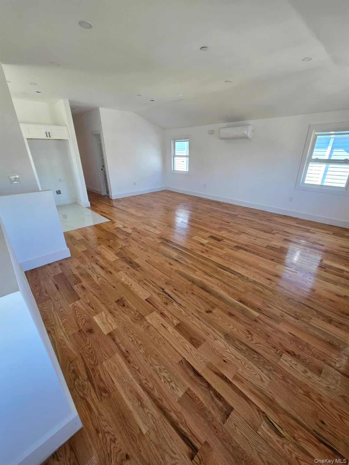 453 Beach 45 st, Far Rockaway, NY 11691