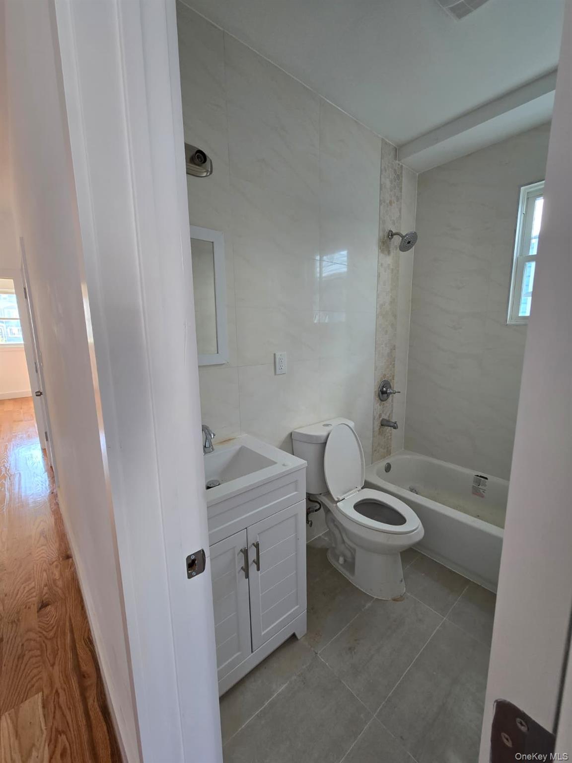 453 Beach 45 st, Far Rockaway, NY 11691