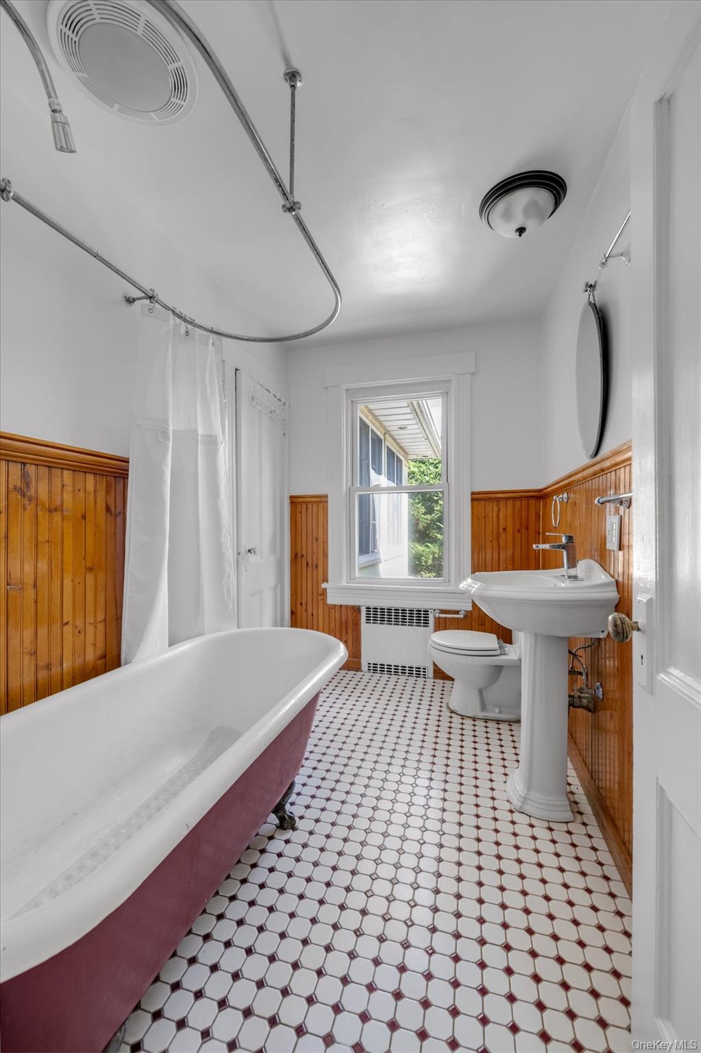 182 Berry Hill Road, Syosset, NY 11791