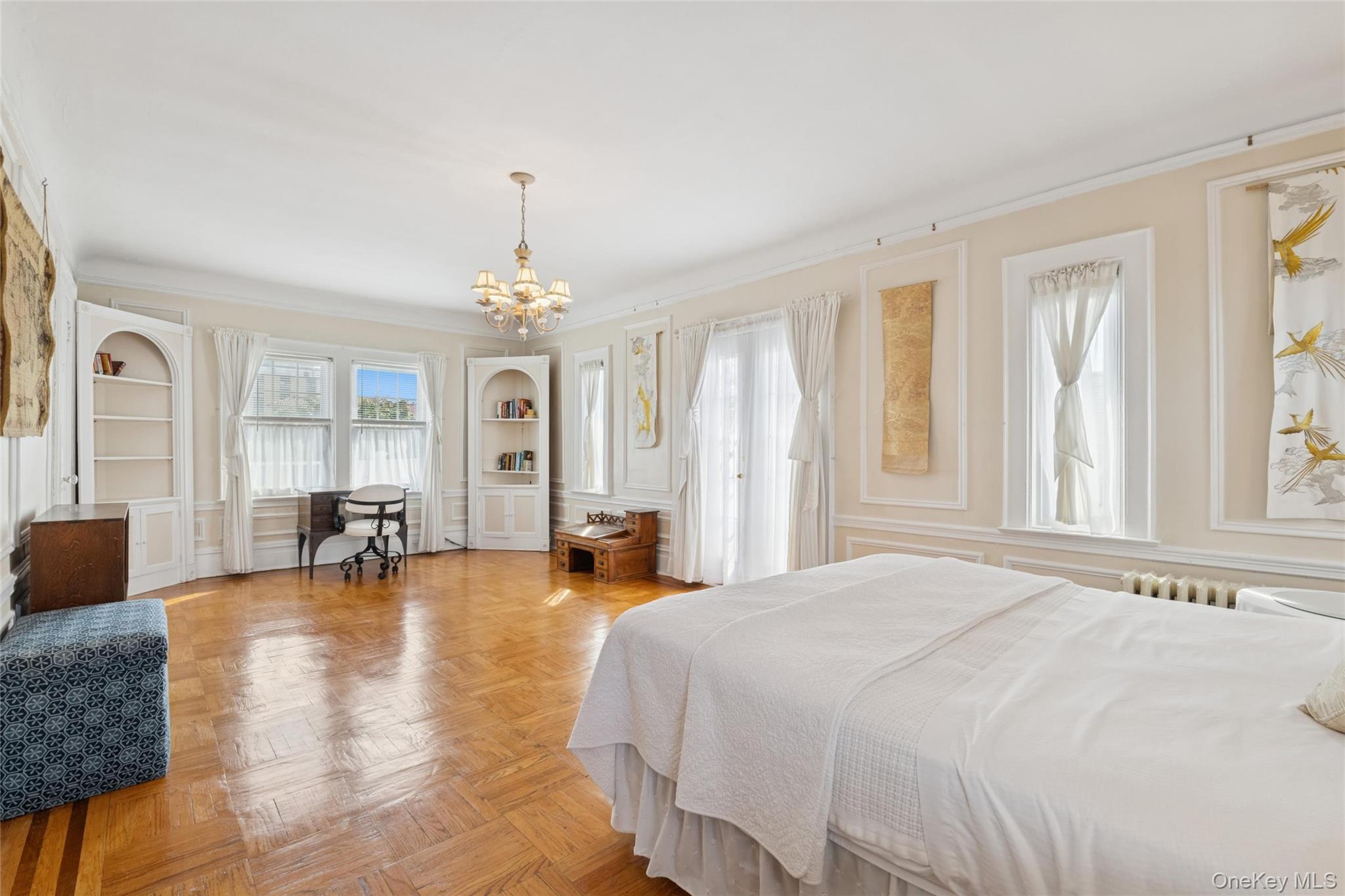 161 W Beech Street, Long Beach, NY 11561