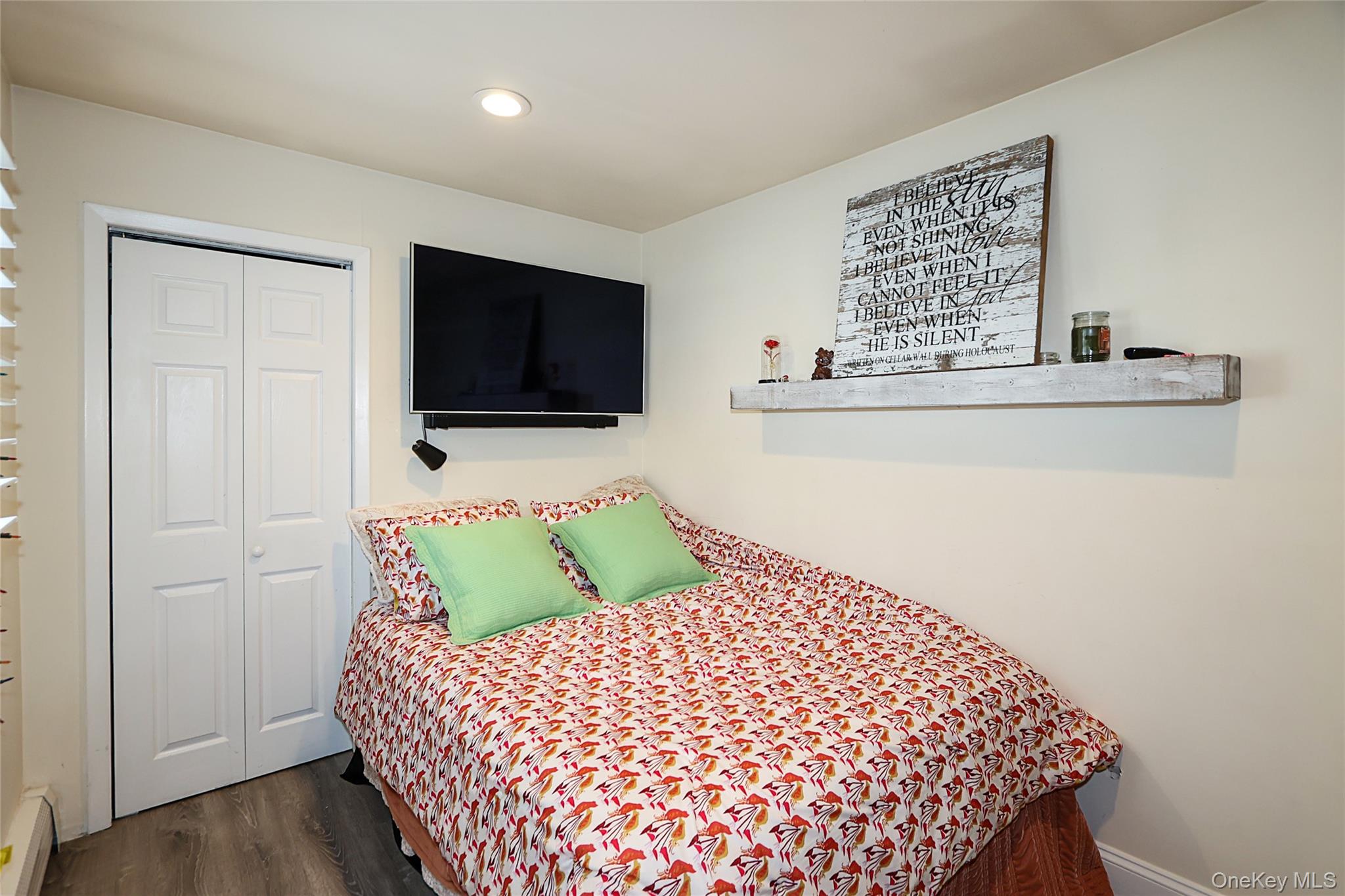 5 Bristol Street, Huntington, NY 11743