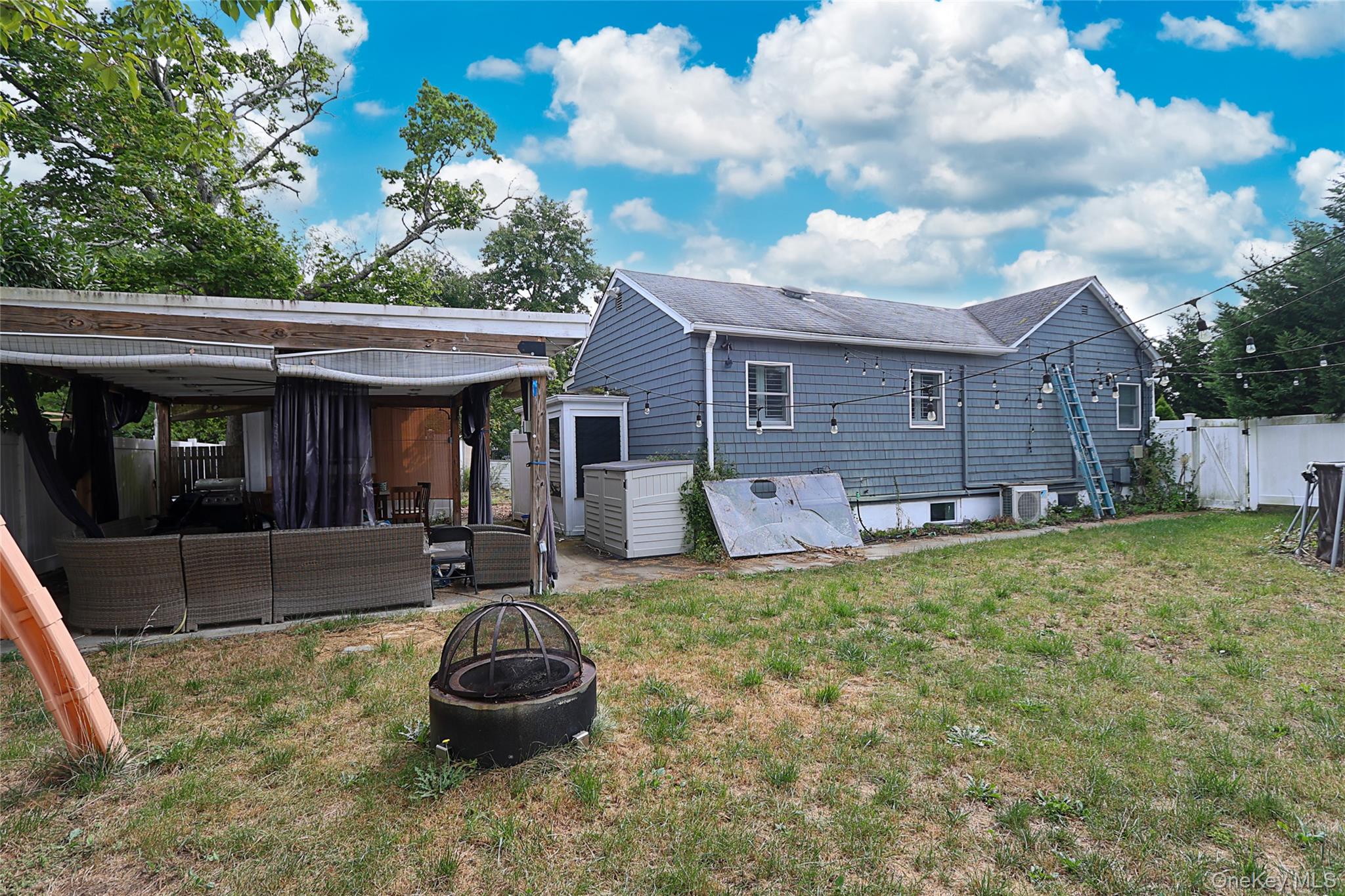 5 Bristol Street, Huntington, NY 11743