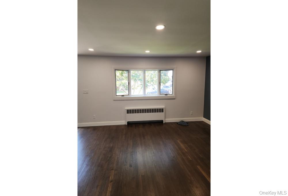 206 N Kentucky Avenue, Massapequa, NY 11758