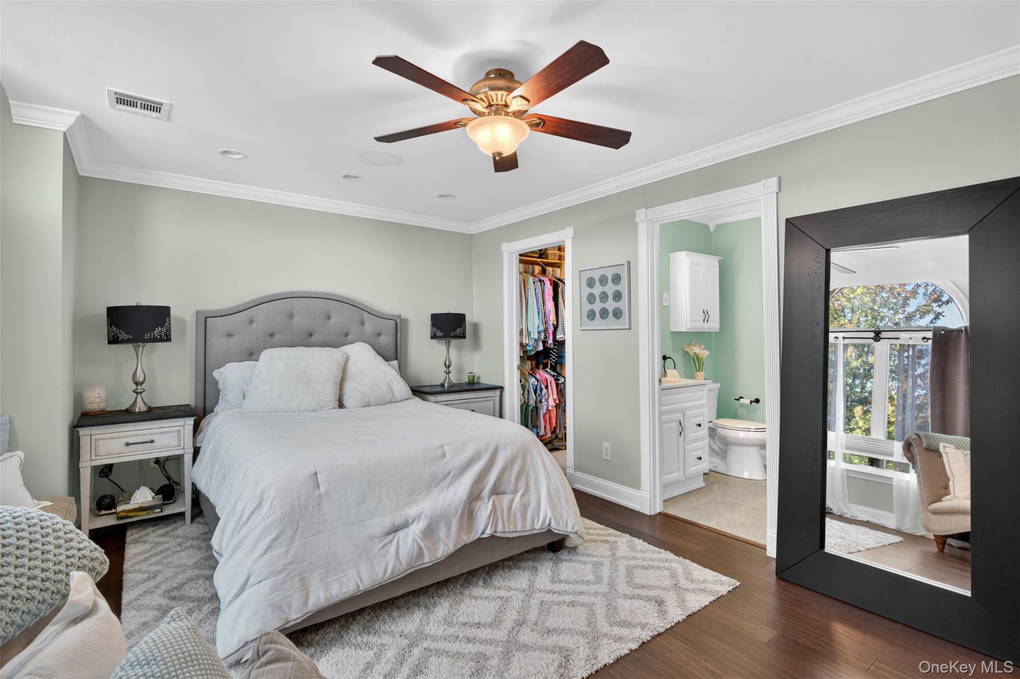 8 Ledger View Court, Highland Mills, NY 10930