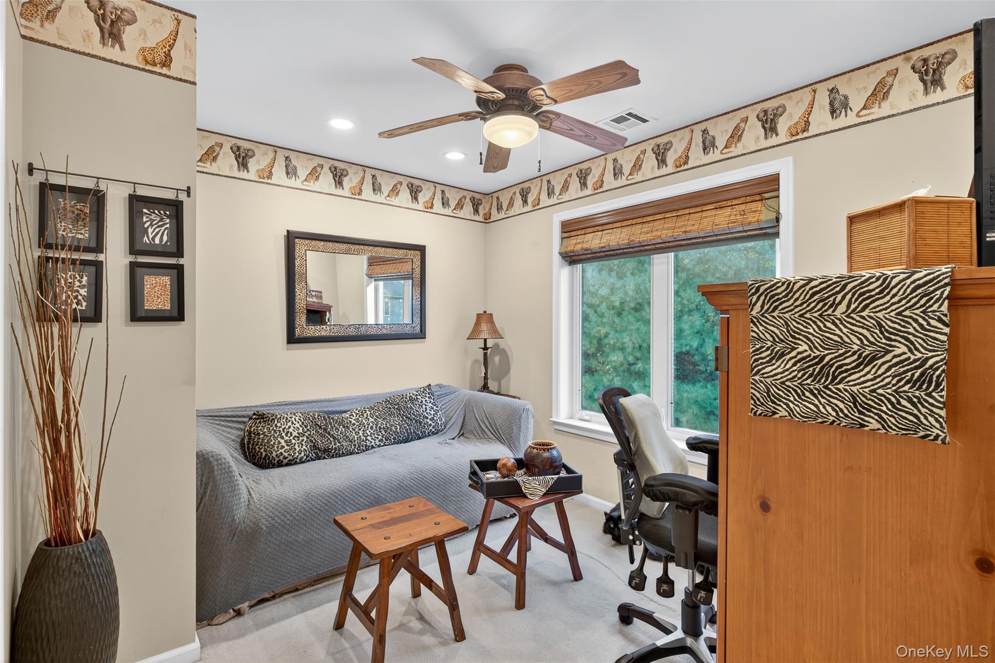 8 Ledger View Court, Highland Mills, NY 10930