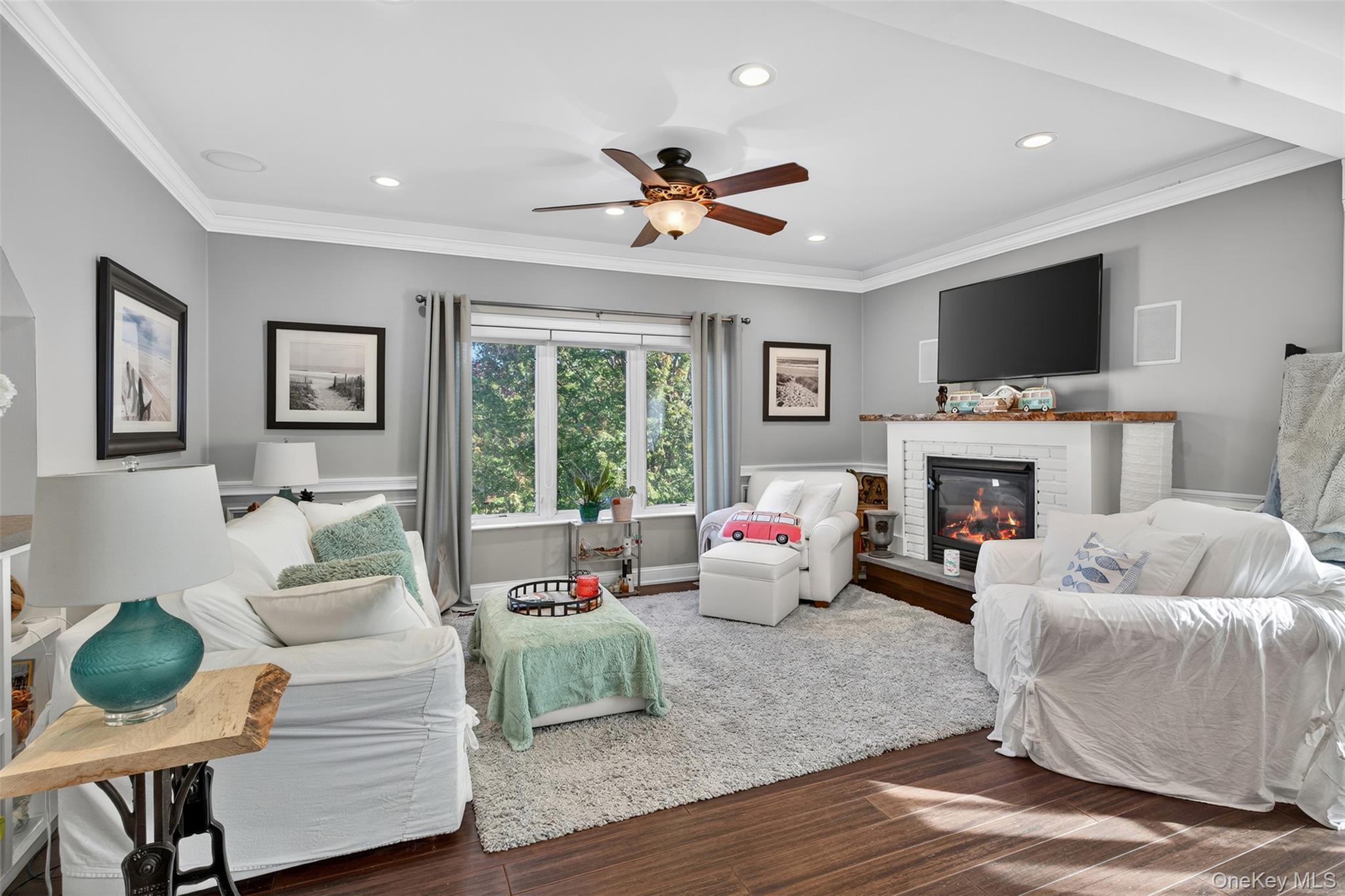 8 Ledger View Court, Highland Mills, NY 10930