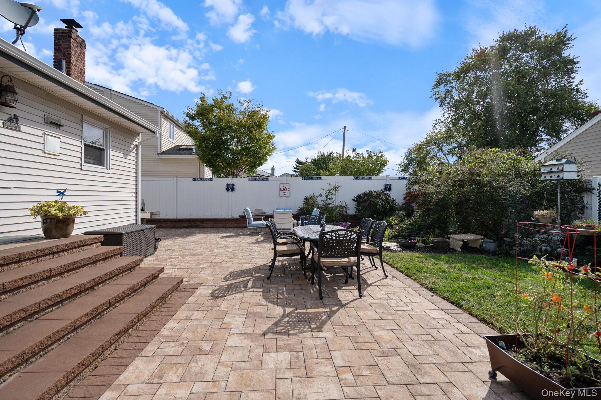 68 Thorne Avenue, North Massapequa, NY 11758