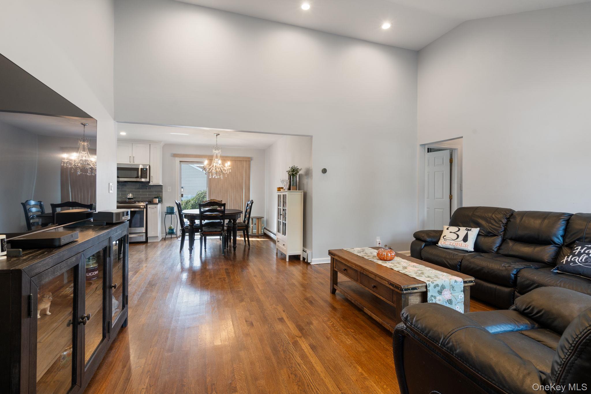 68 Thorne Avenue, North Massapequa, NY 11758