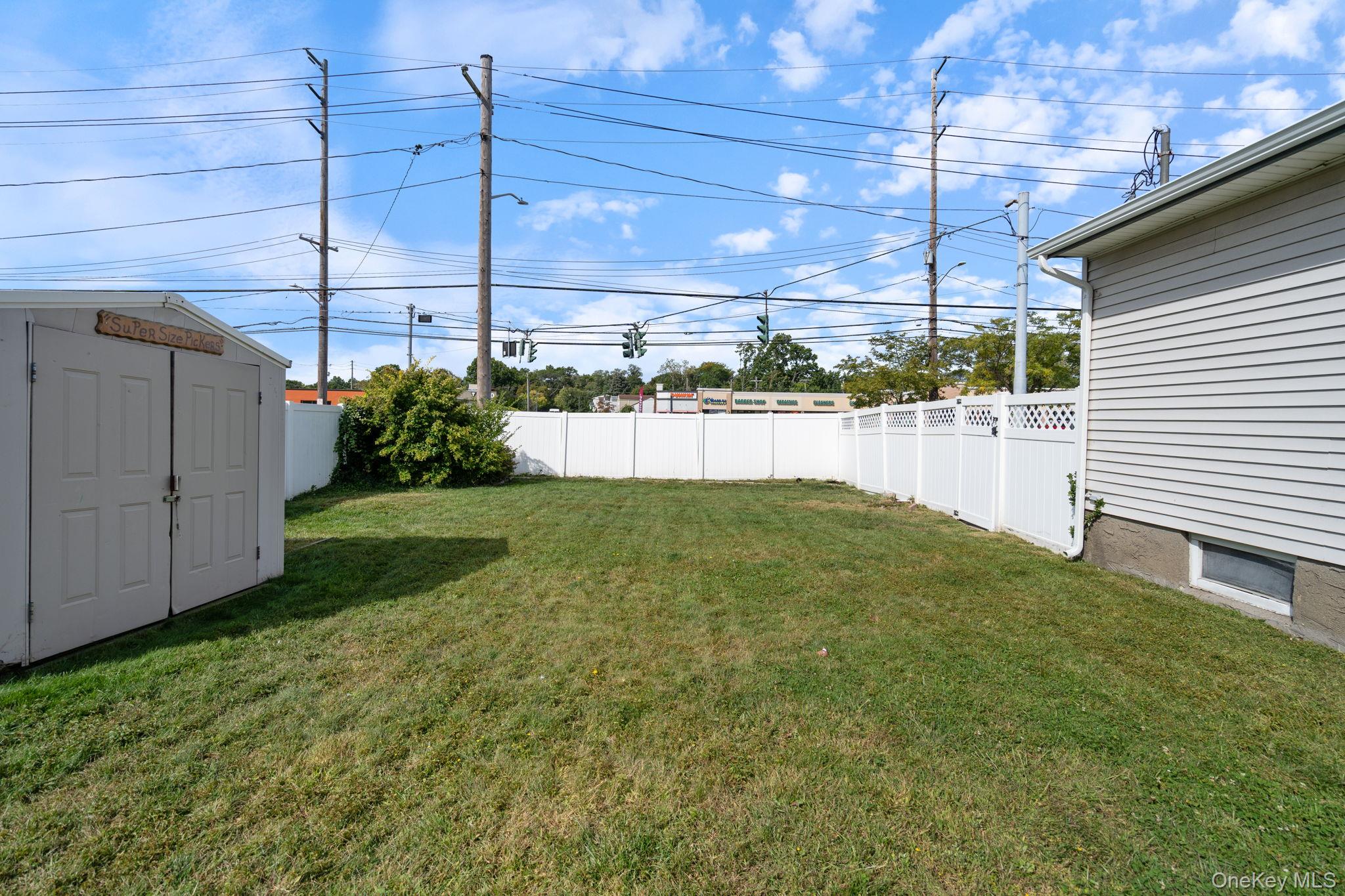 68 Thorne Avenue, North Massapequa, NY 11758