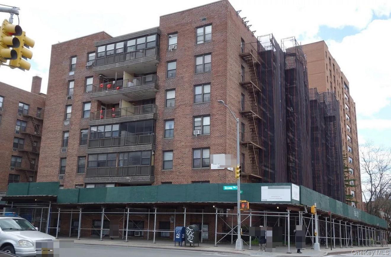 138-70 Elder Avenue # 1W, Flushing, NY 11355