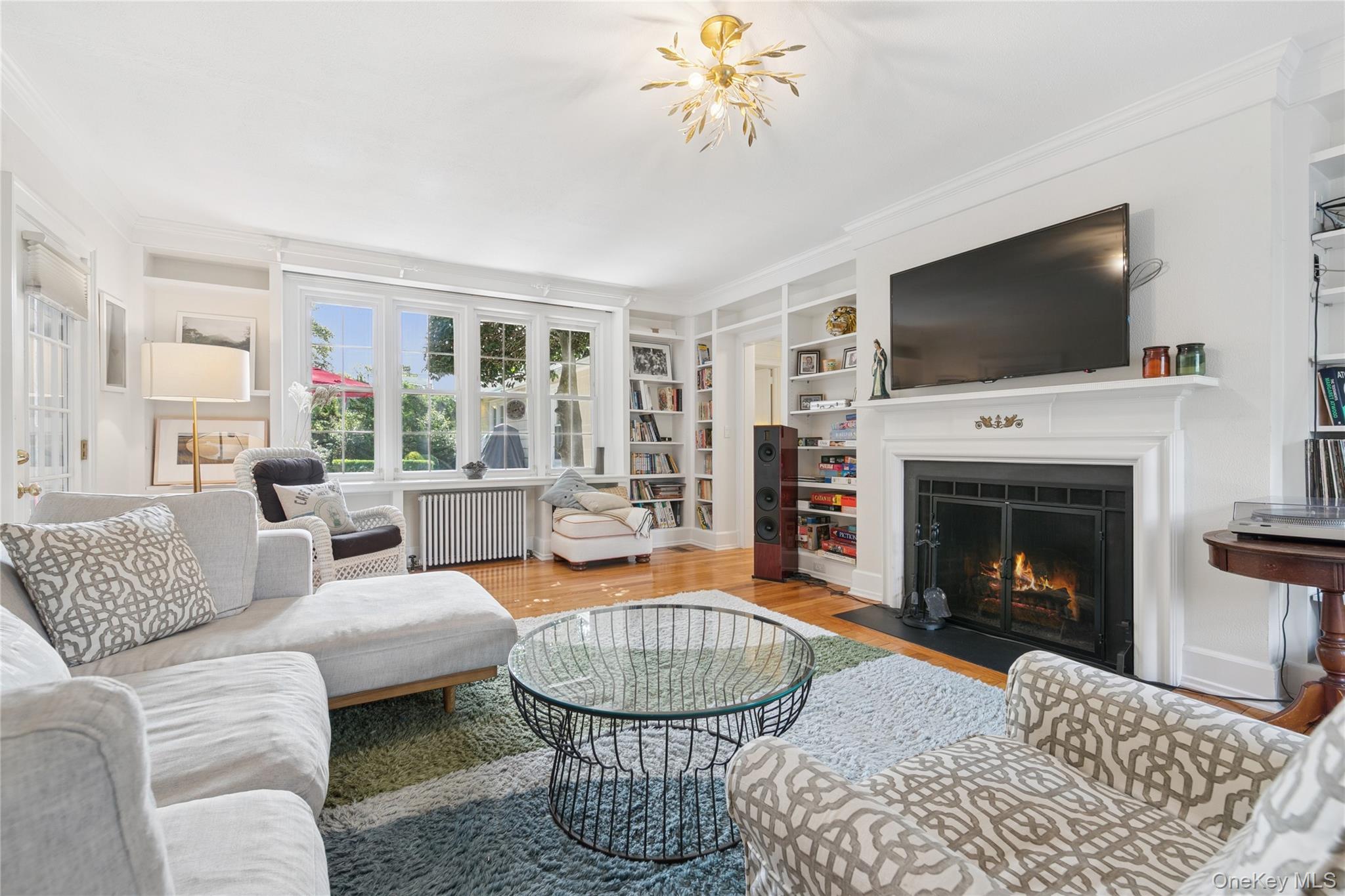 283 Main Street, Westhampton Beach, NY 11978