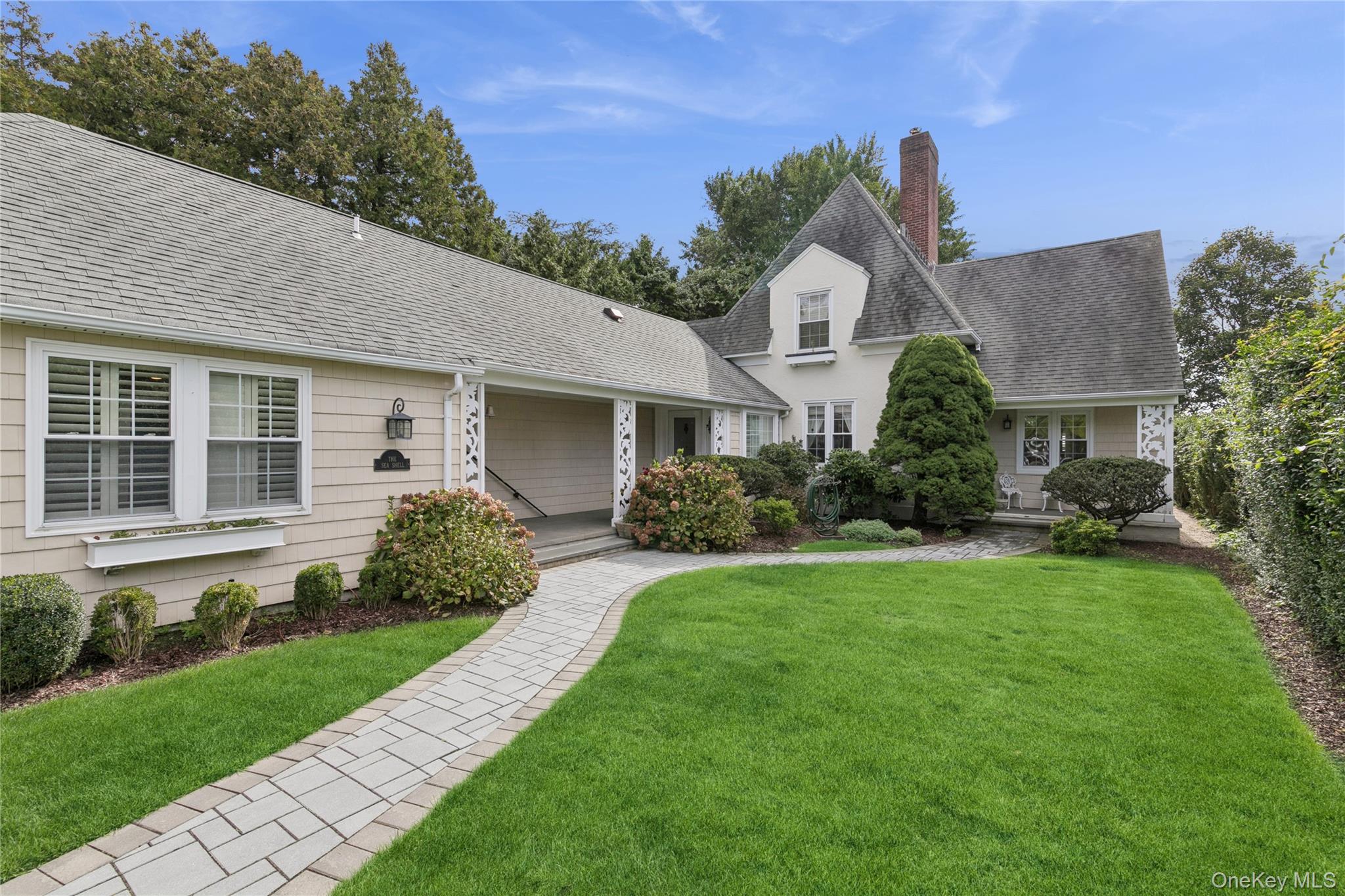 283 Main Street, Westhampton Beach, NY 11978