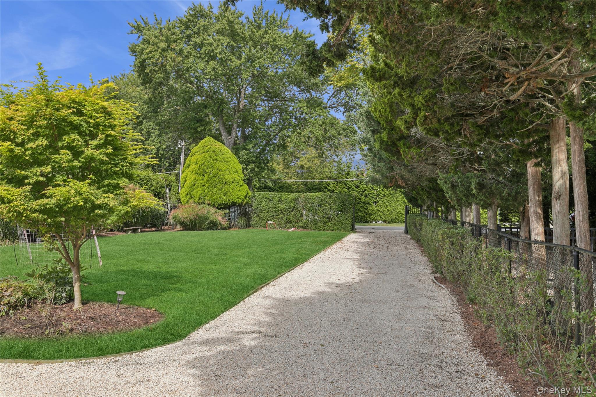 283 Main Street, Westhampton Beach, NY 11978