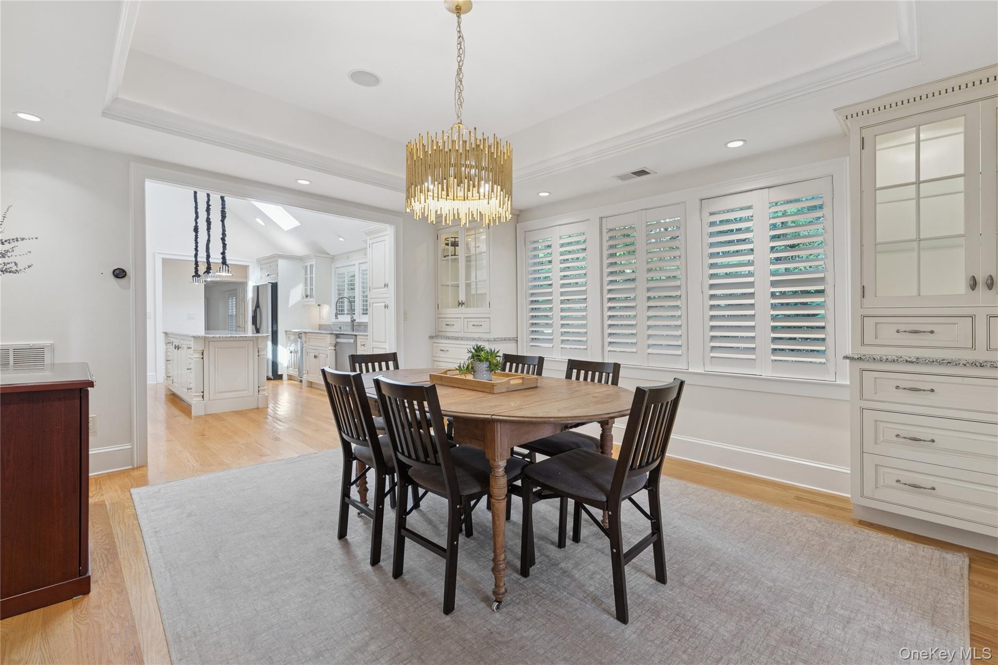 283 Main Street, Westhampton Beach, NY 11978