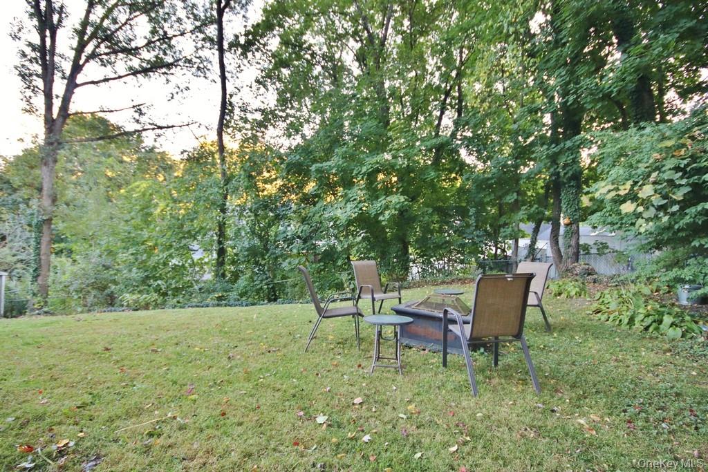 22 Richmond Place, Cortlandt Manor, NY 10567