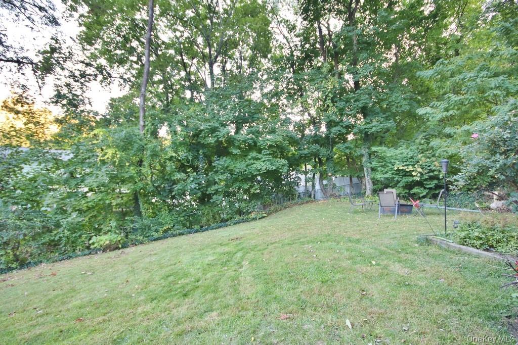 22 Richmond Place, Cortlandt Manor, NY 10567