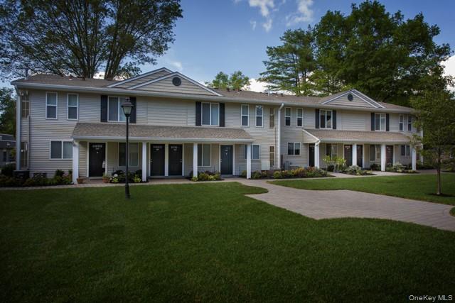 26 Country Club Drive # 26A, Coram, NY 11727