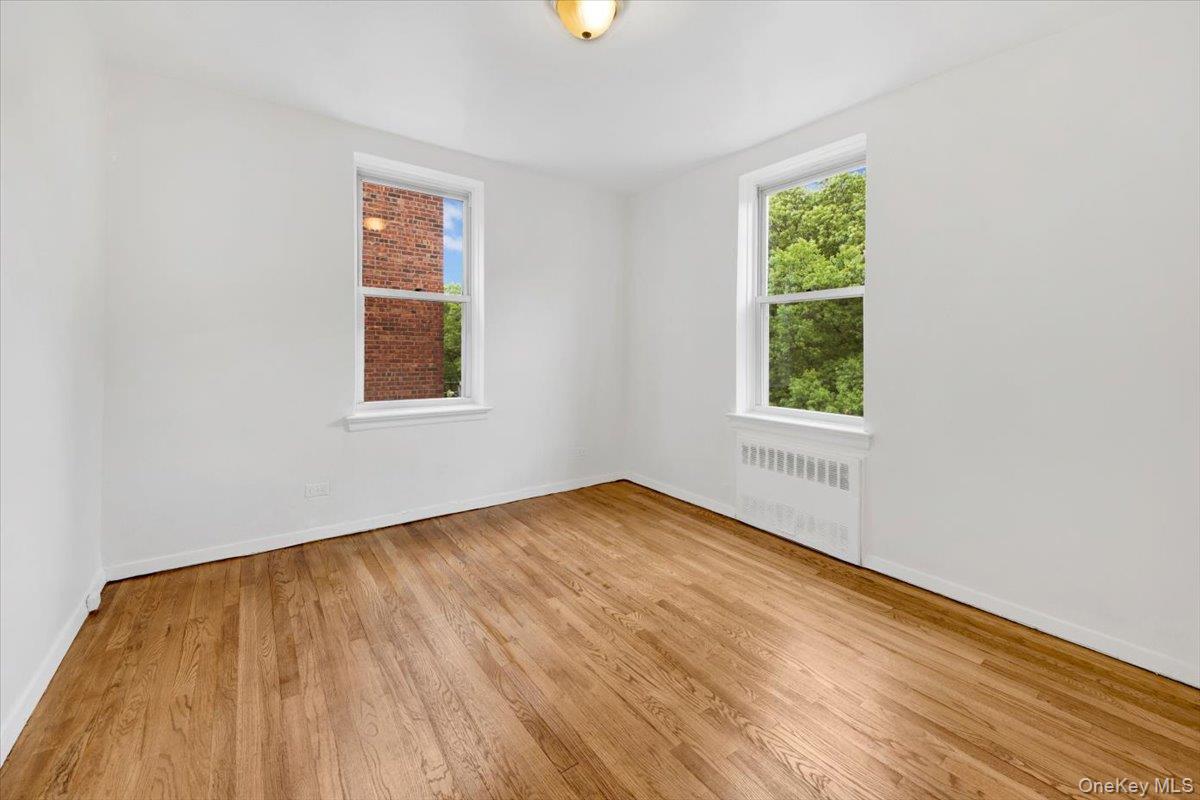 4320 E Van Cortlandt Park E # 5E, Bronx, NY 10470