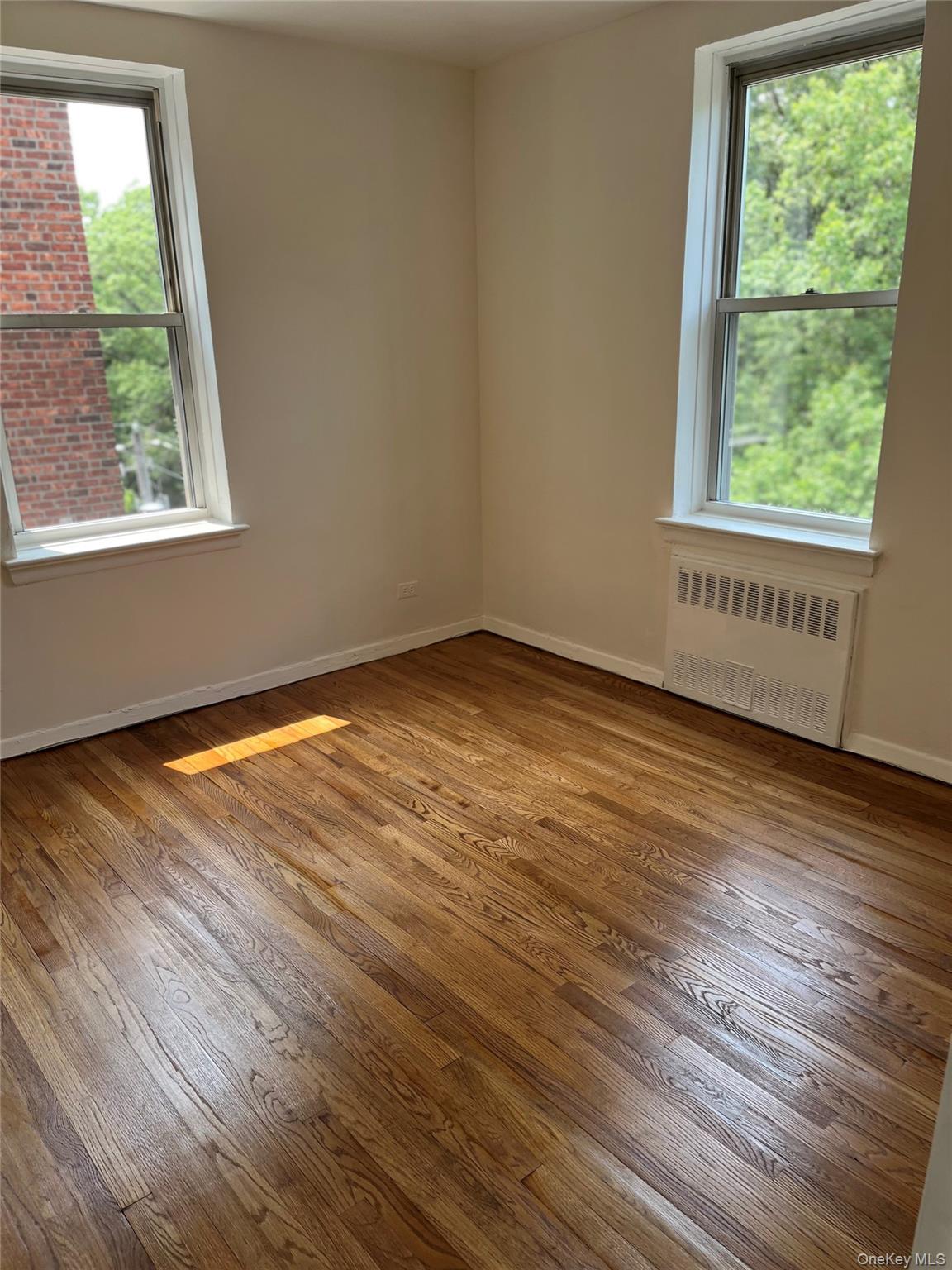 4320 E Van Cortlandt Park E # 5E, Bronx, NY 10470