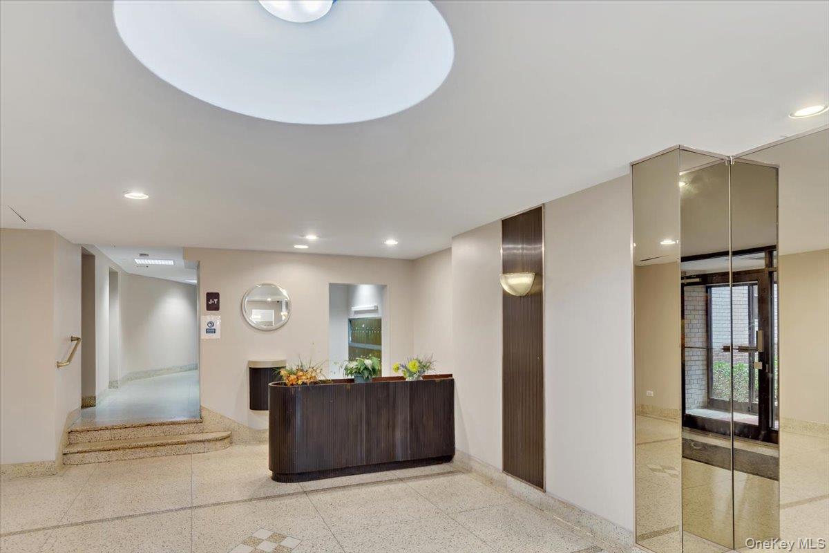 4320 E Van Cortlandt Park E # 5E, Bronx, NY 10470