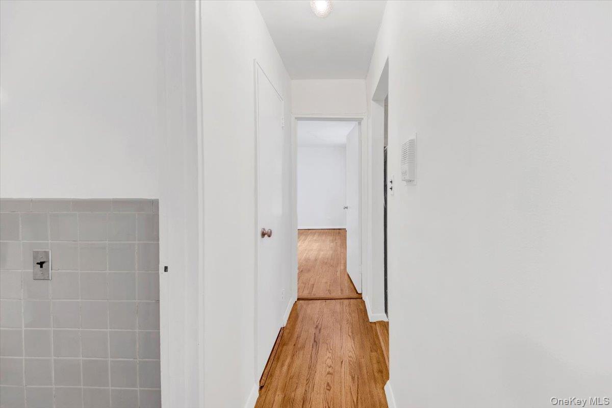 4320 E Van Cortlandt Park E # 5E, Bronx, NY 10470