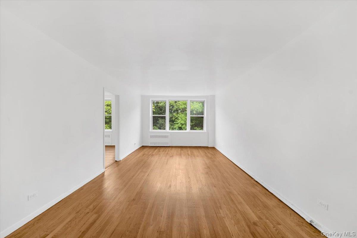 4320 E Van Cortlandt Park E # 5E, Bronx, NY 10470